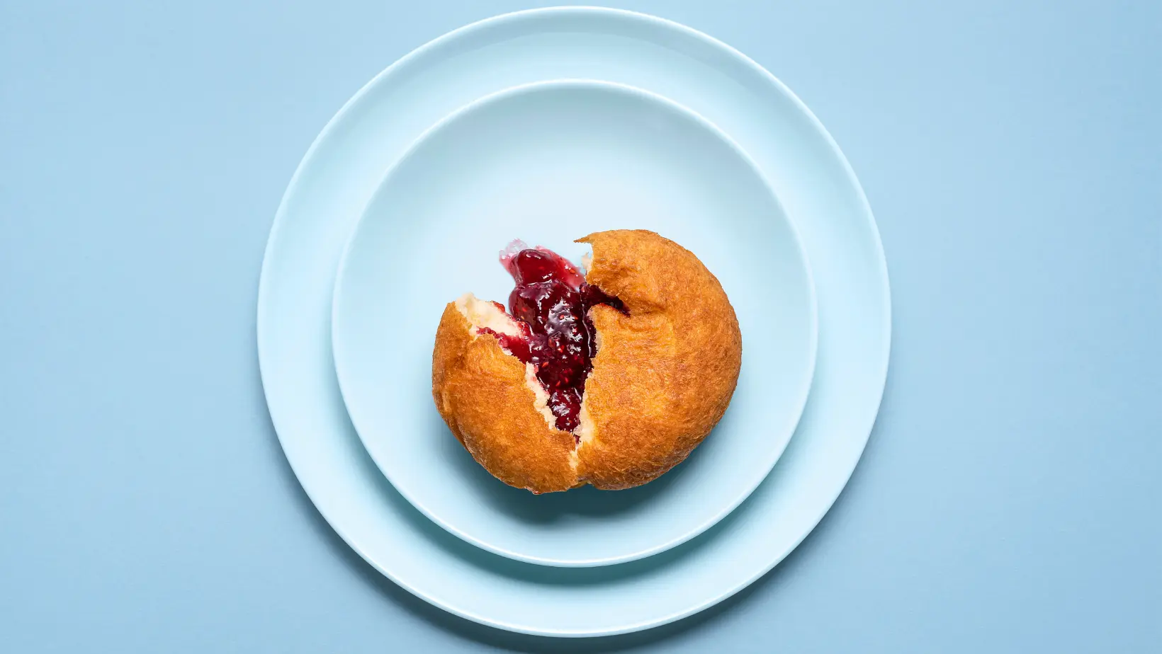 Jelly donut analogy illustrating a herniated spinal disc